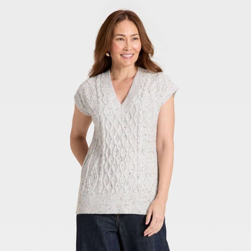 Women's Cable Sweater Vest - Universal Thread Light Gray XL